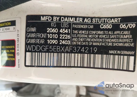 2010 Mercedes-Benz C 300 Sport z USA, uszkodzony, nr VIN WDDGF5EBXAF374219